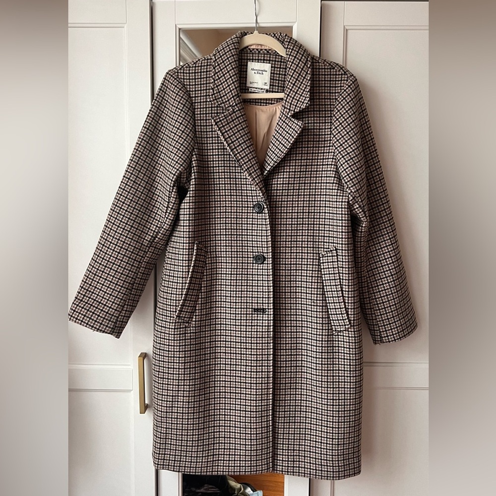 NWOT Abercrombie and Fitch houndstooth classic dad coat